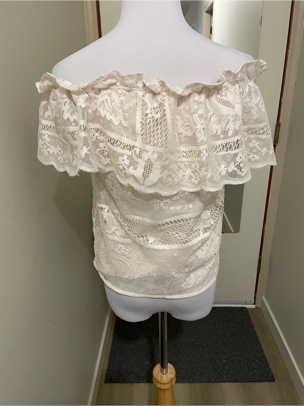 Lace Off-Shoulder Women’s Top in Cream - Picture 4 of 7